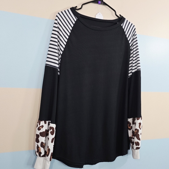 Leopard Lantern Sleeve Stripe Patchwork Casual Colorblock Top - Picture 3 of 7